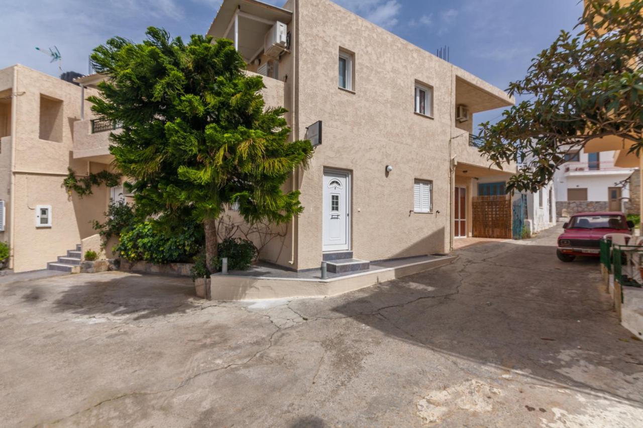 Guests Apartments In Sissi Creta Екстериор снимка