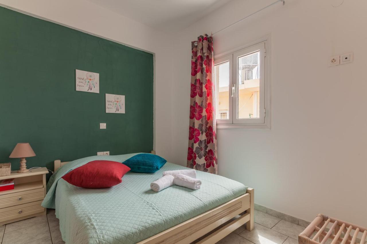 Guests Apartments In Sissi Creta Екстериор снимка