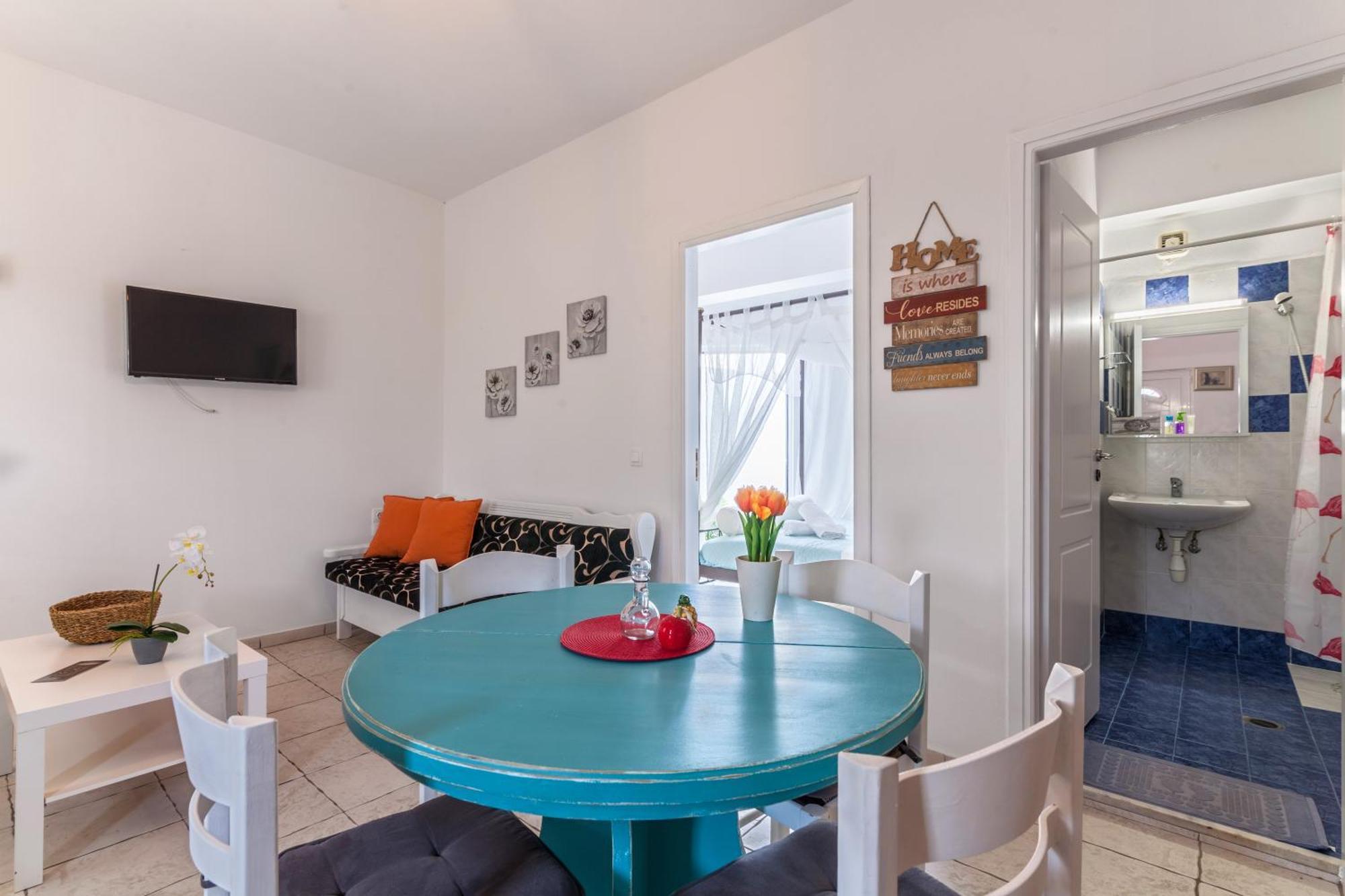 Guests Apartments In Sissi Creta Стая снимка